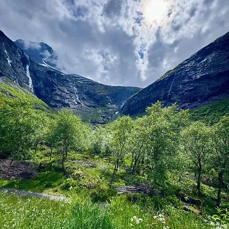 Trollveggen * Ондалснес